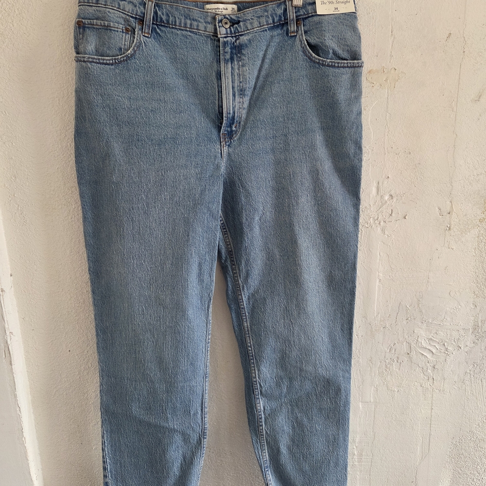 Abercrombie Ultra High Rise THE 90s STRAIGHT 34 REGULAR